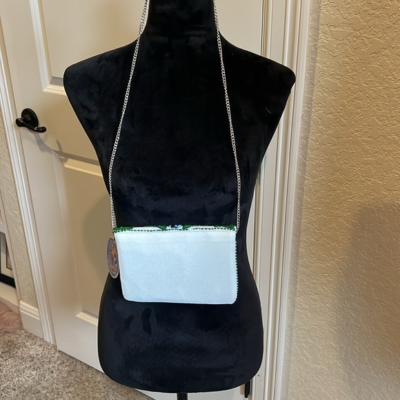 Embroidery and jeweled clutch/crossbody - Picture 3 of 7